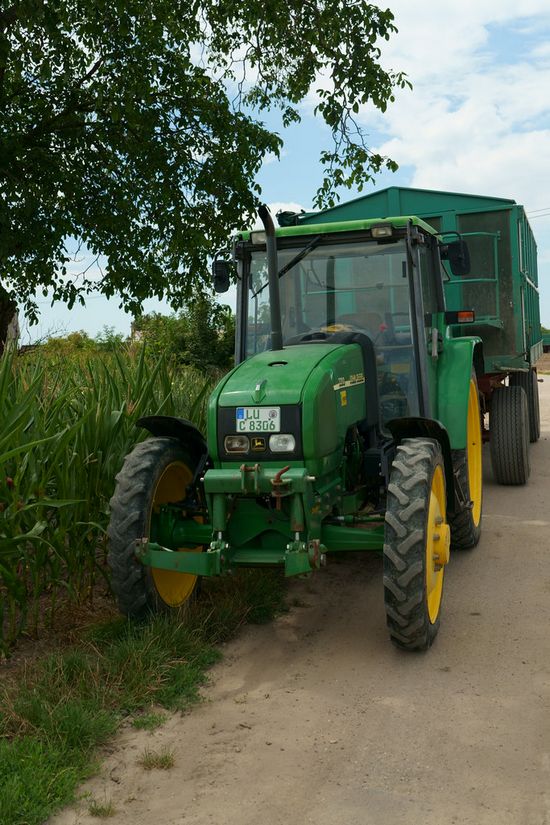 John Deere 3310 X